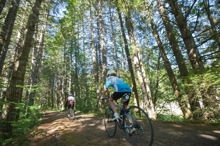 Cycling on the trails in Oregon's Tualatin Valley, outdoor recreation