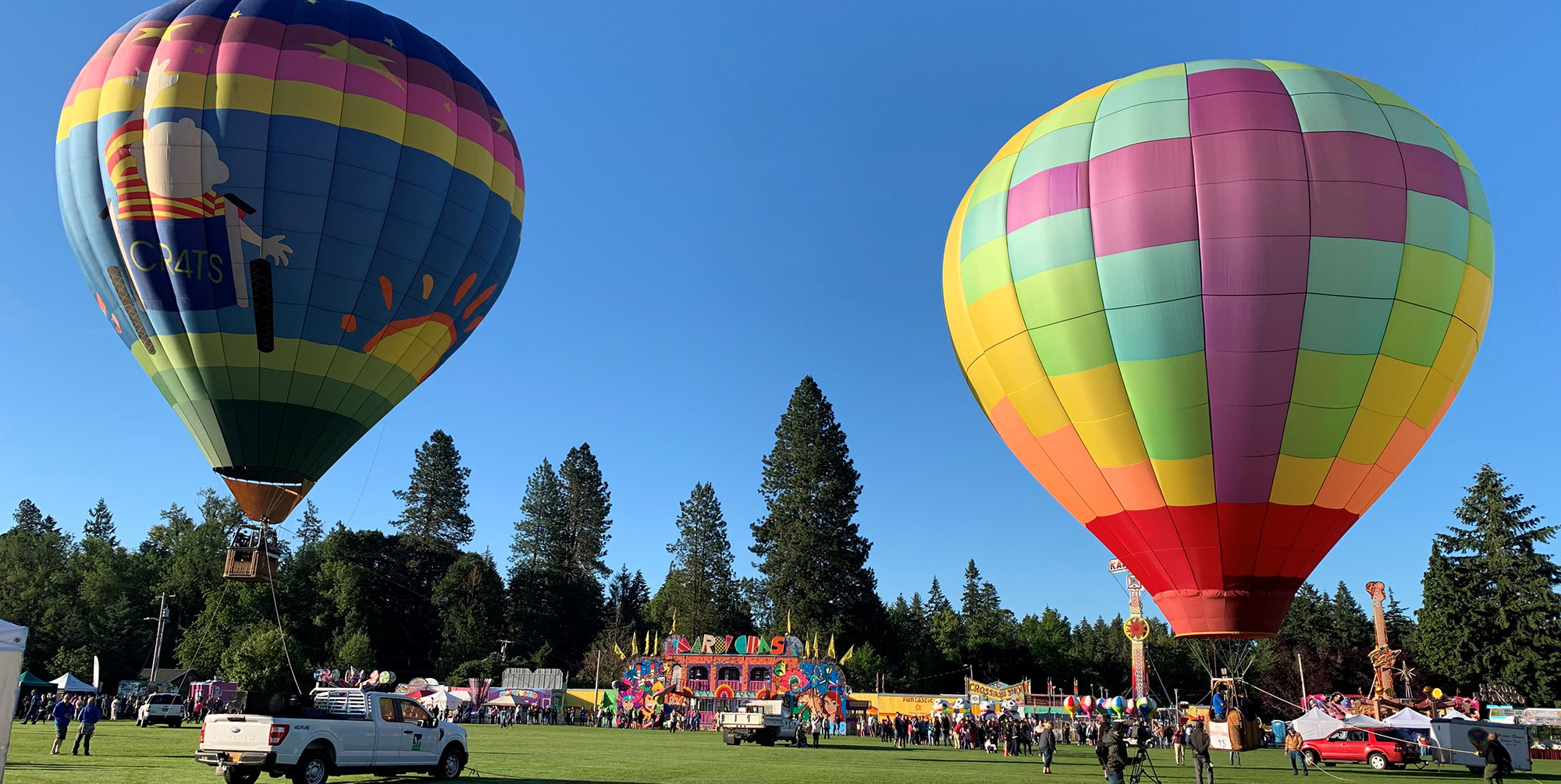 two balloons at cook park