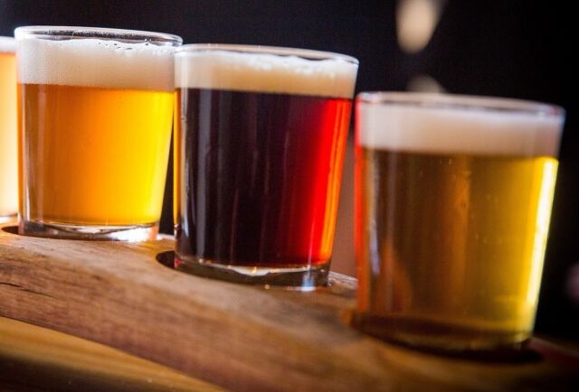 Get 20% off your first pint at White Oak Taphouse, located in Murray Hill in Beaverton, when you check in via the Tualatin Valley Ale Trail Mobile Passport. No passport? No worries! Sign up today at the link in our bio. 

@whiteoaktaphouse 

#tapseason #tualatinvallealetrail #aletrail #tualatinvalley