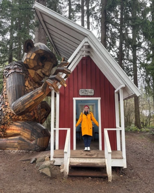 Whether you’re wine tasting in the rolling hills, hiking through old-growth forests, or discovering local history, Tualatin Valley offers a perfect mix of adventure and relaxation just a short drive from the city.

To read more of @wildoregongirl’s take on all the “must-sees” in Tualatin Valley, click the link in our bio.