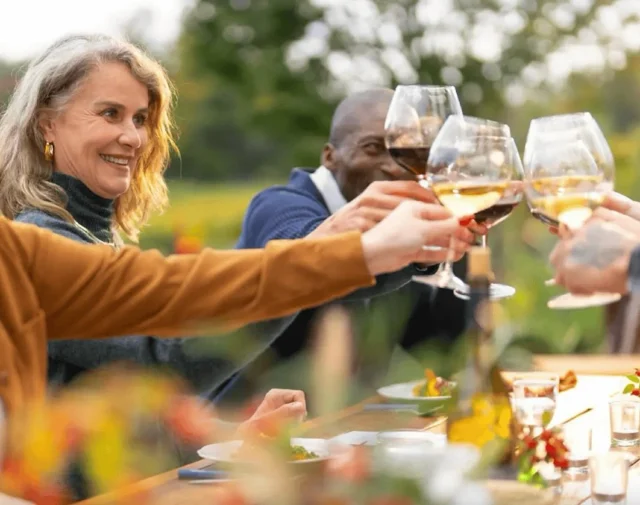 With Mother’s Day right around the corner, it’s no coincidence that it lands during Oregon Wine Month. To plan for this Sunday, check out the article linked in our bio for special events and inspiration.