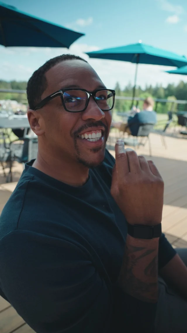 Lucked out with a perfect day at Hawks View Winery! The scenery, atmosphere and that Pinot hit just right. This spot is a gem in Sherwood, right in the heart of Tualatin Valley! Already planning my next trip back— and I might have to bring a few friends along.

Visit @hawks_view_winery at 20210 SW Conzelmann Road, Sherwood, OR 97140

🎥 @harbor.pdx