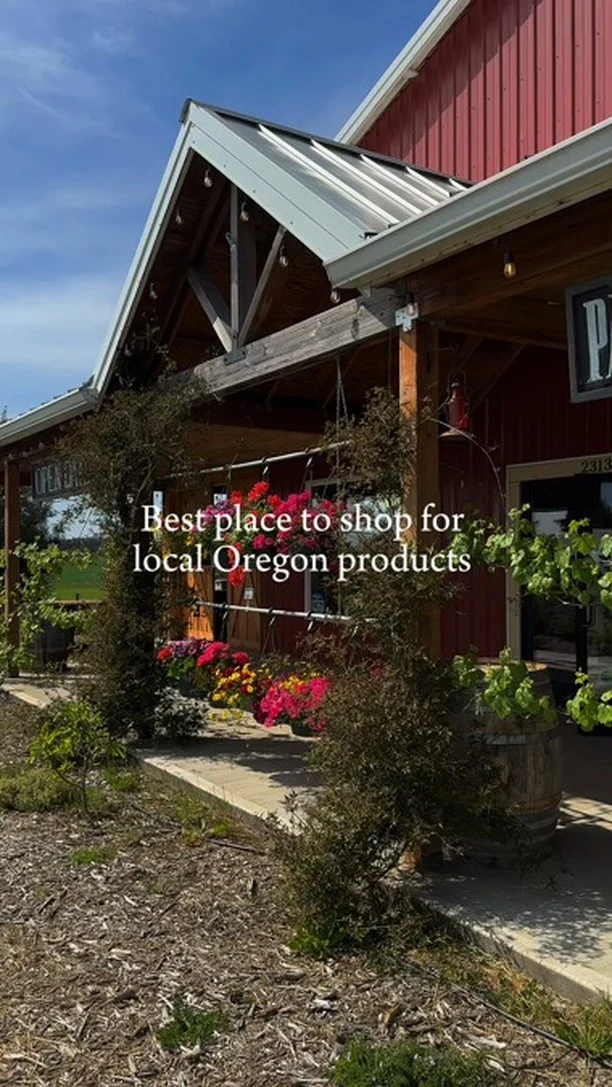 Craving that sweet, summer Oregon harvest? Farm-fresh produce meets locally-crafted home goods and gifts at @helvetiamarket. Tag someone who owes you a fresh Oregon apple below.

📍 23137 NW West Union Rd, Hillsboro, OR 97124