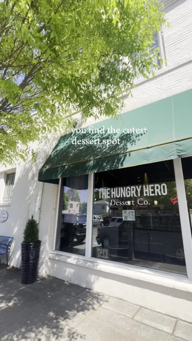 Craving a sweet escape? Head to @thehungryhero in Sherwood, Oregon. Where every bite is a delightful surprise!

📍22566 SW Washington St, Sherwood, OR 97140
