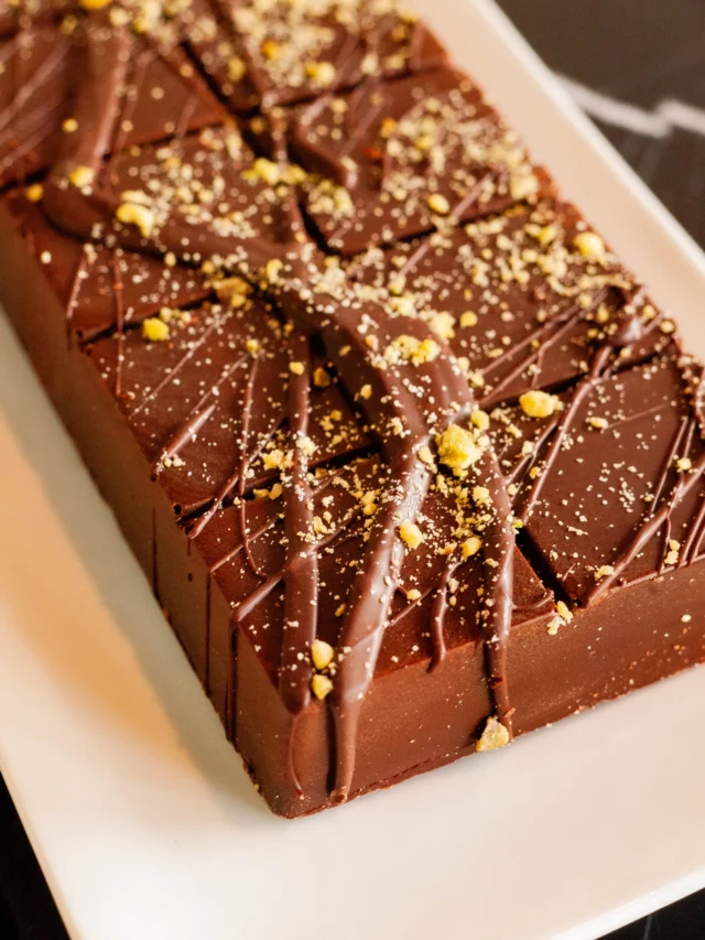 Dubai Chocolate: A rich, creamy, crispy sensation that has taken over your feed in recent months.

Luckily, this mouth-watering bar can be found right here in Tualatin Valley! Check out these local dessert spots serving up their own takes on this trendy treat: 

📍 @arzcafepdx: 6175 SW Murray Blvd, Beaverton, OR 97008 
📍 @verdunchocolates: 4105 SW 117th Ave, Ste D, Beaverton, OR 97005 
📍 @dotsugarpdx: 14985 SW Barrows Rd, Ste 127, Beaverton, OR 97007
📍 @blynnscandies: 1925 21st Ave, Forest Grove, OR 97116