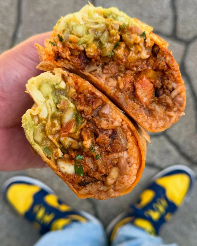Calling all burrito fans! @tacolandiapdx has one of the strongest burrito games in town. Packed with bold flavors and quality ingredients, these burritos are worth the stop. 

📍 11875 SW Pacific Hwy, Tigard, OR 97223

📷 @hoteatscoolfeets