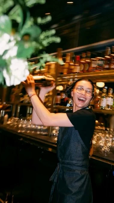 Beaverton's newest speakeasy is wicka wicka WOW! Tucked away in a @bestwestern, @waxsocialpdx spins vinyl, serves killer cocktails and delivers vibes that make every night unforgettable.

📸 @tyandchey_

📍 9900 SW Canyon Rd Portland, OR 97225
(Mezzanine level)